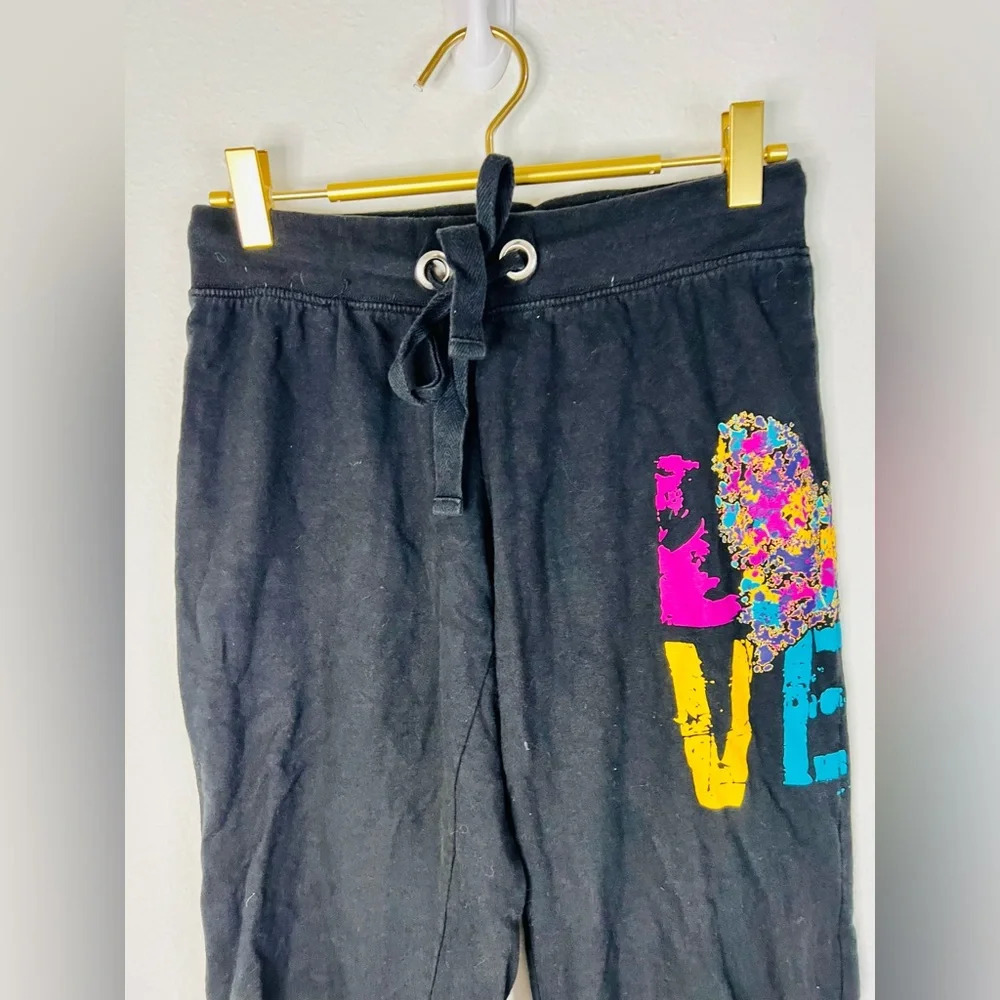 Rue21 Women’s Black Flare Lounge Pants LOVE Colorful Graphic Size Small - Picture 4 of 8